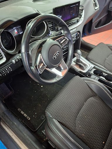 Cockpit – Innenraumaufbereitung vorher